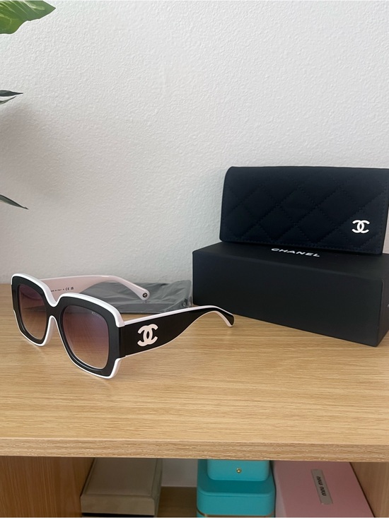 CHANEL Accessories - NWT CHANEL Sunglasses ch6059